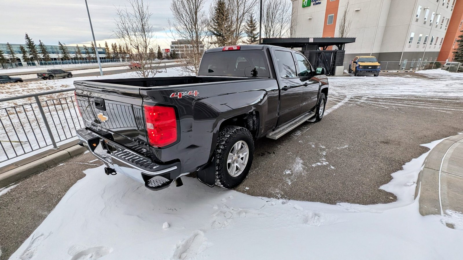 2014 Chevrolet Silverado 1500 4WD Crew Cab 4.3L