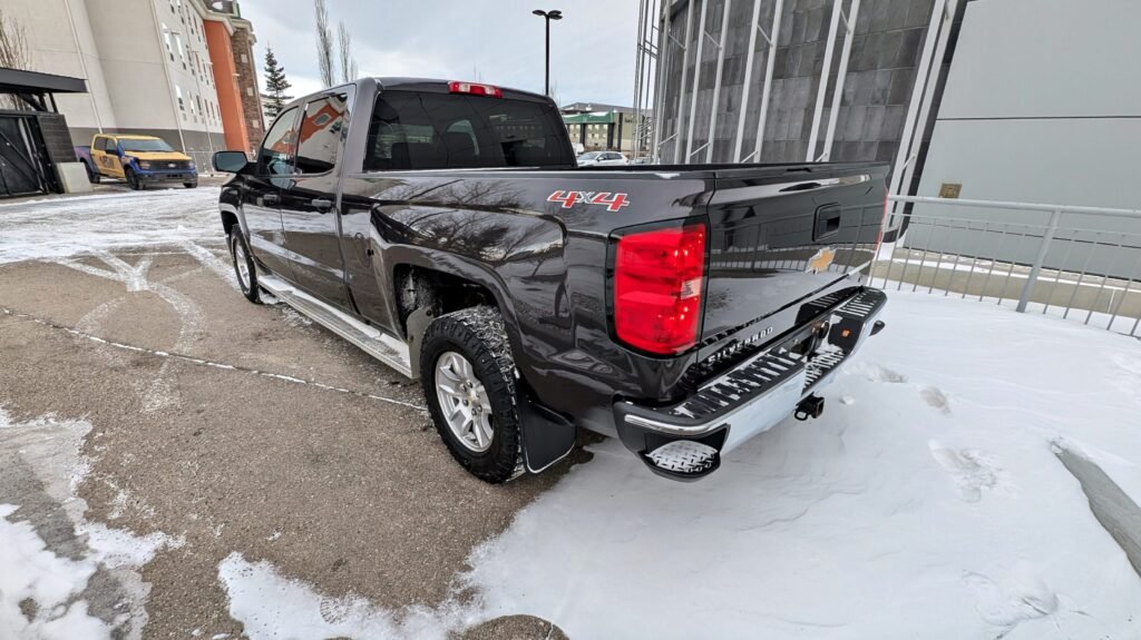 2014 Chevrolet Silverado 1500 4WD Crew Cab 4.3L