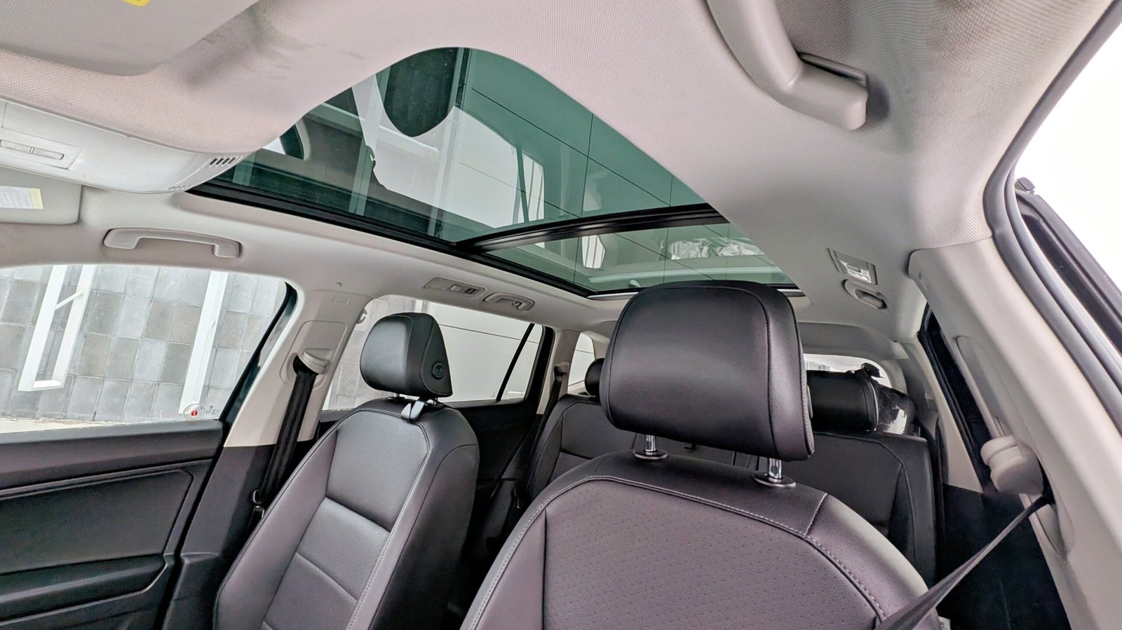 2018 Volkswagen Tiguan Comfortline Premium + AWD