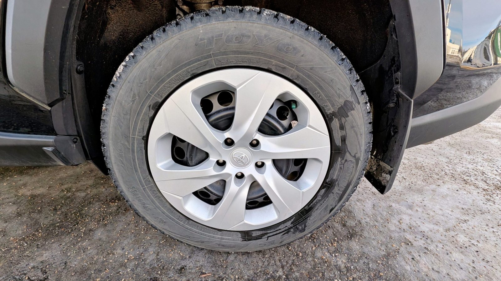 2020 Toyota RAV4 LE AWD