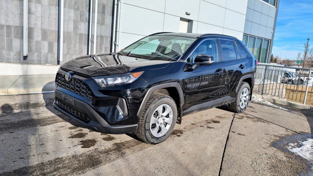 2020 Toyota RAV4 LE AWD